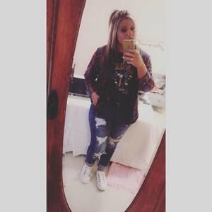 Meet your Posher, Marie